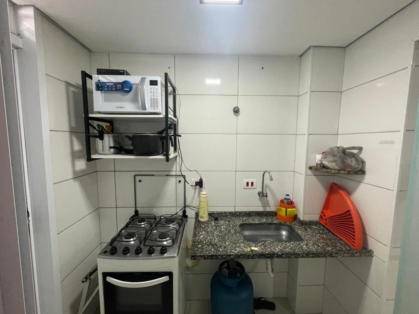 Kitnet Guilhermina Frente Feirinha E Mar Praia Grande  Eksteriør billede